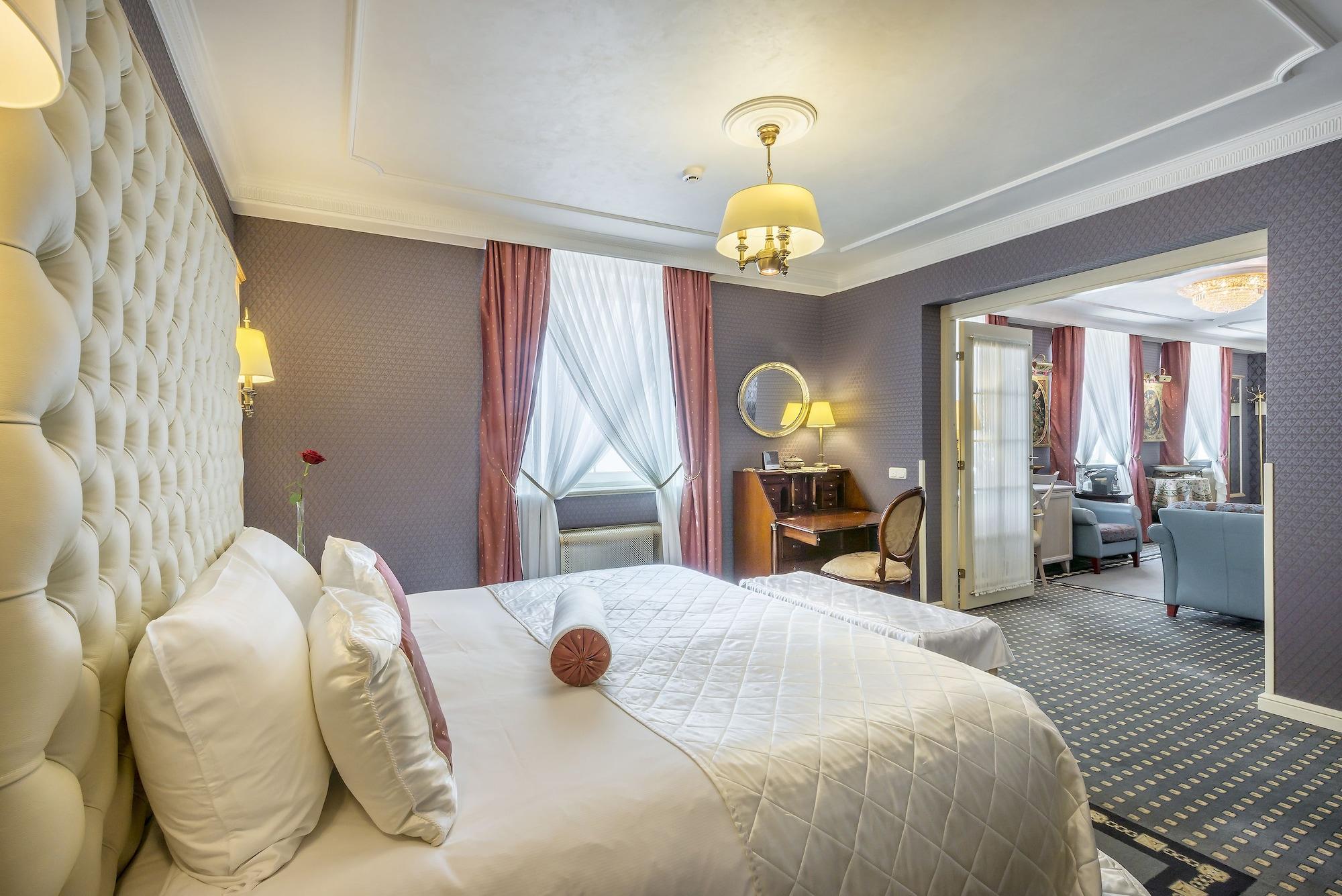 Imperial & Restaurant Vilnius